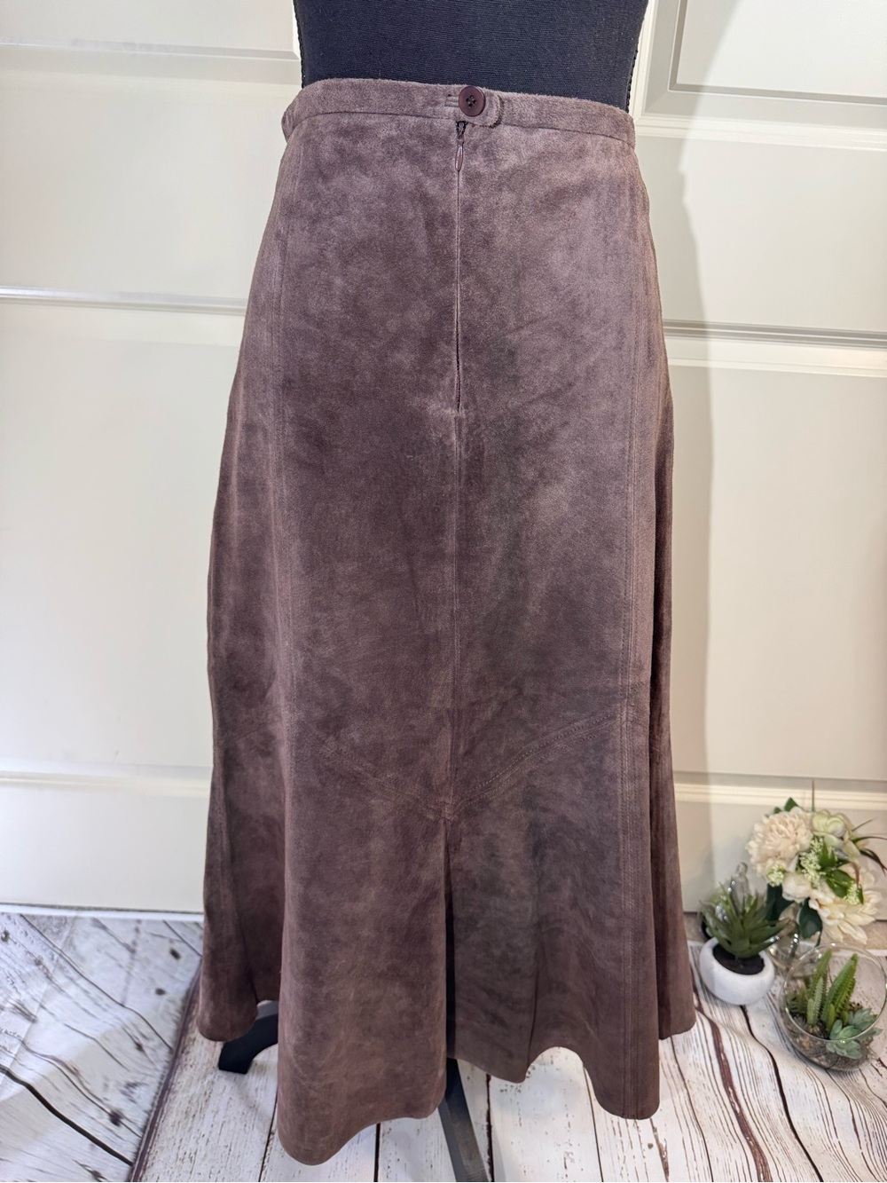 Siena Studio Vintage Suede Midi Skirt in Chocolate Brown 6 - Picture 2 of 11
